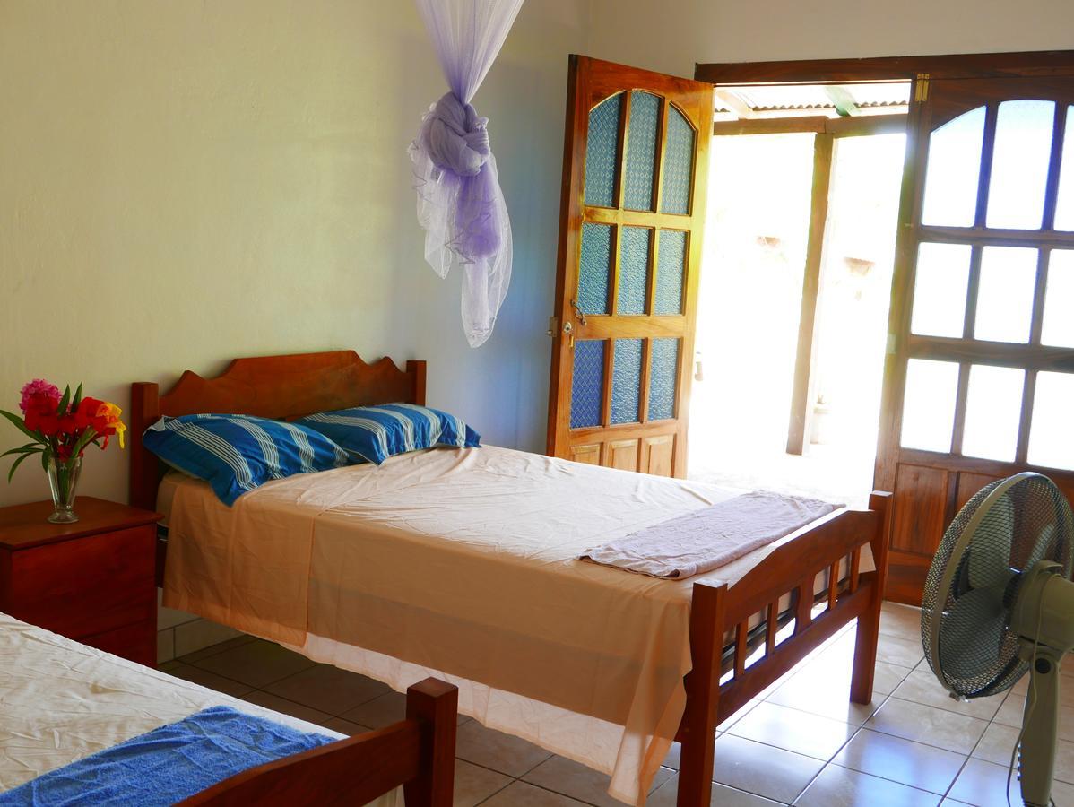 El Peregrino Hotel Moyogalpa Buitenkant foto